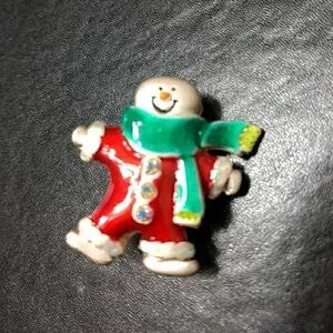 AJMC snowman pin